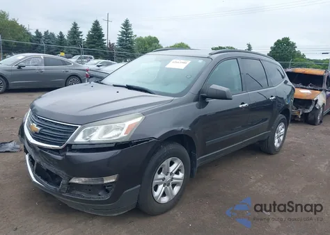 2015 Chevrolet Traverse Ls z USA, uszkodzony, nr VIN 1GNKRFED8FJ192596
